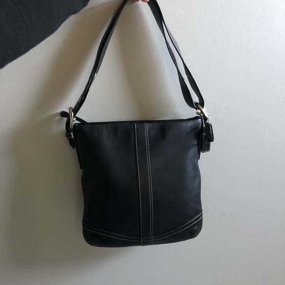 Black leather coach crossbody purse - Picture 6 of 7